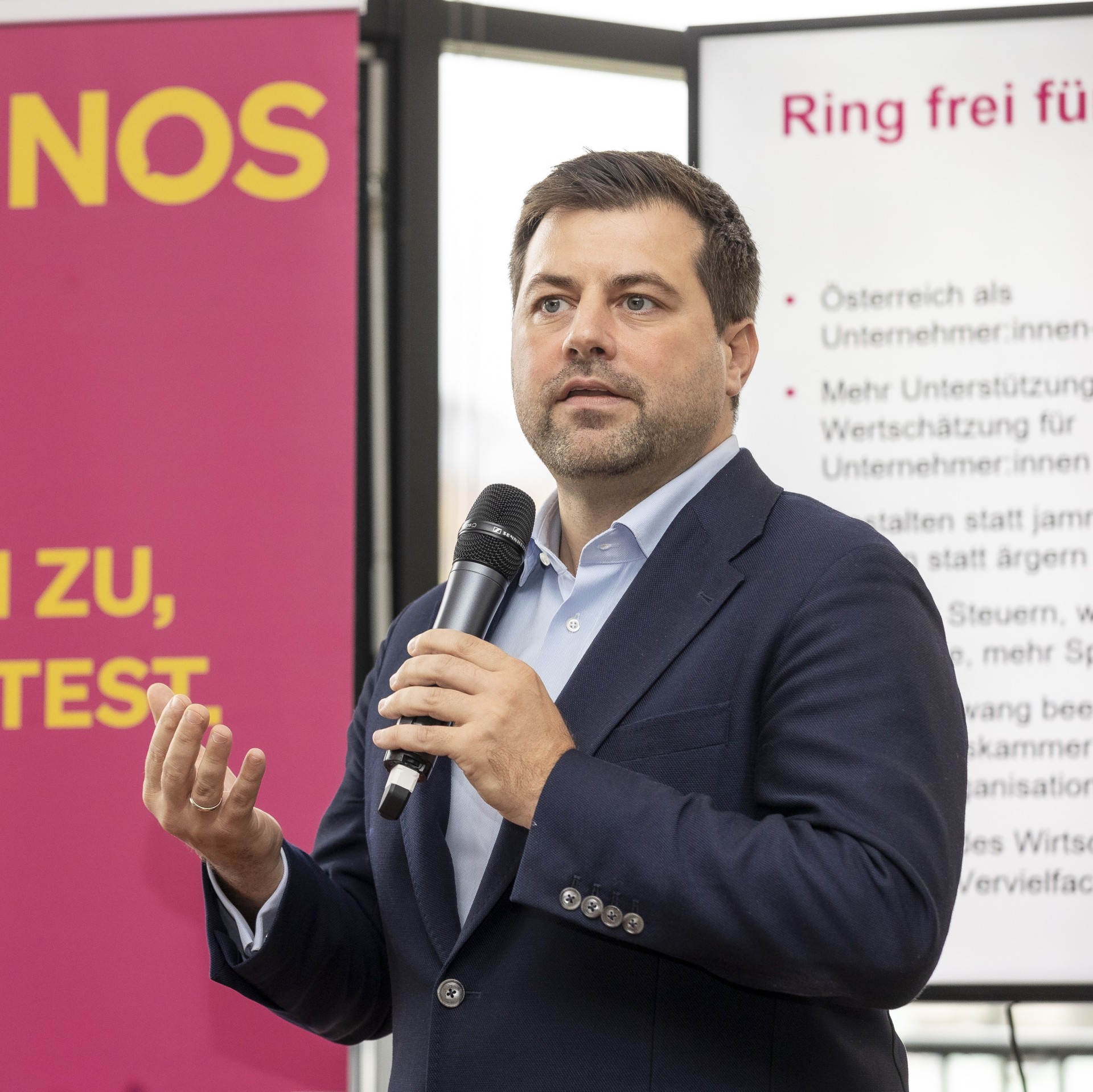 18 11 2023 UNOS 302-3151x3149