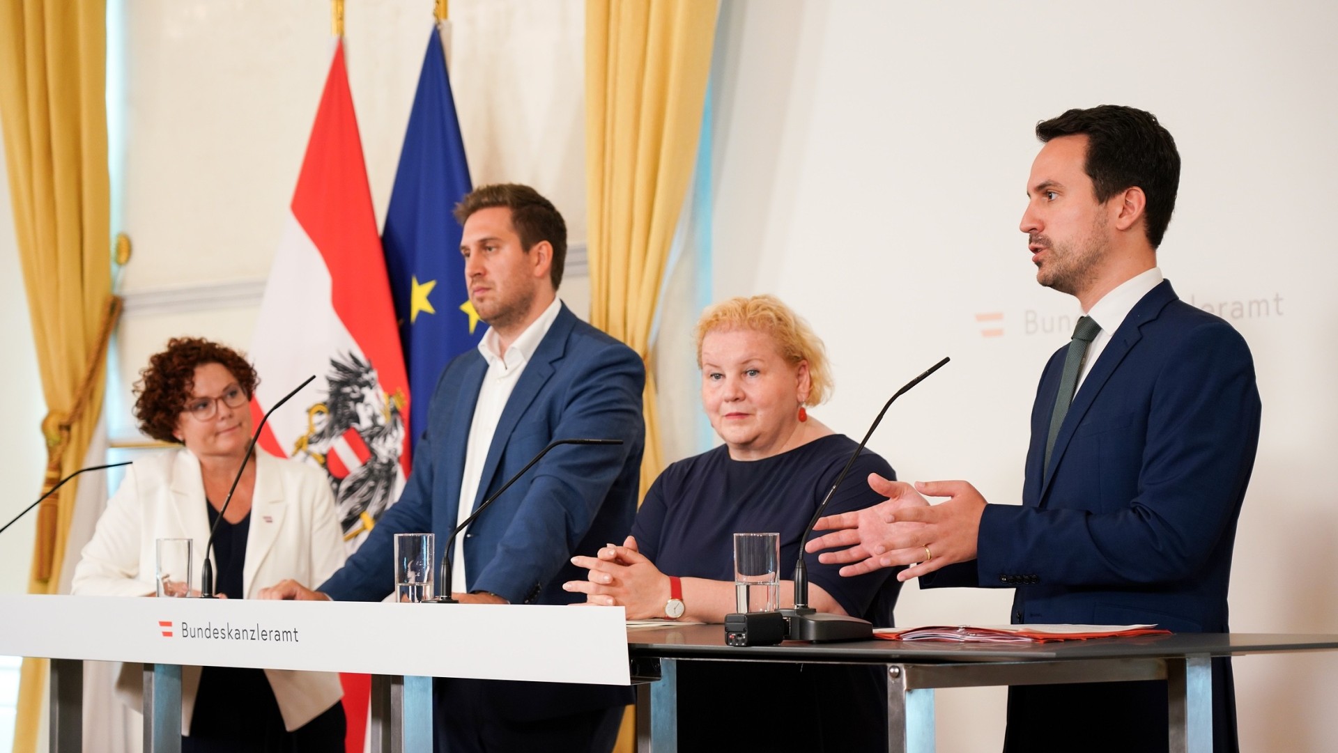 © NEOS 2026-07-01 CW Reformpartnerschaft 5.jpg_compressed.jpeg