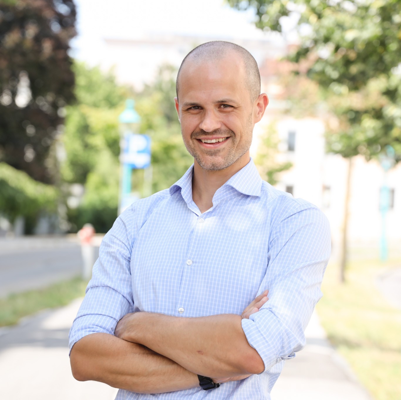 Ernst Kössl-3-1366x1365