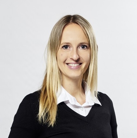 Amanda Ess k-468x469