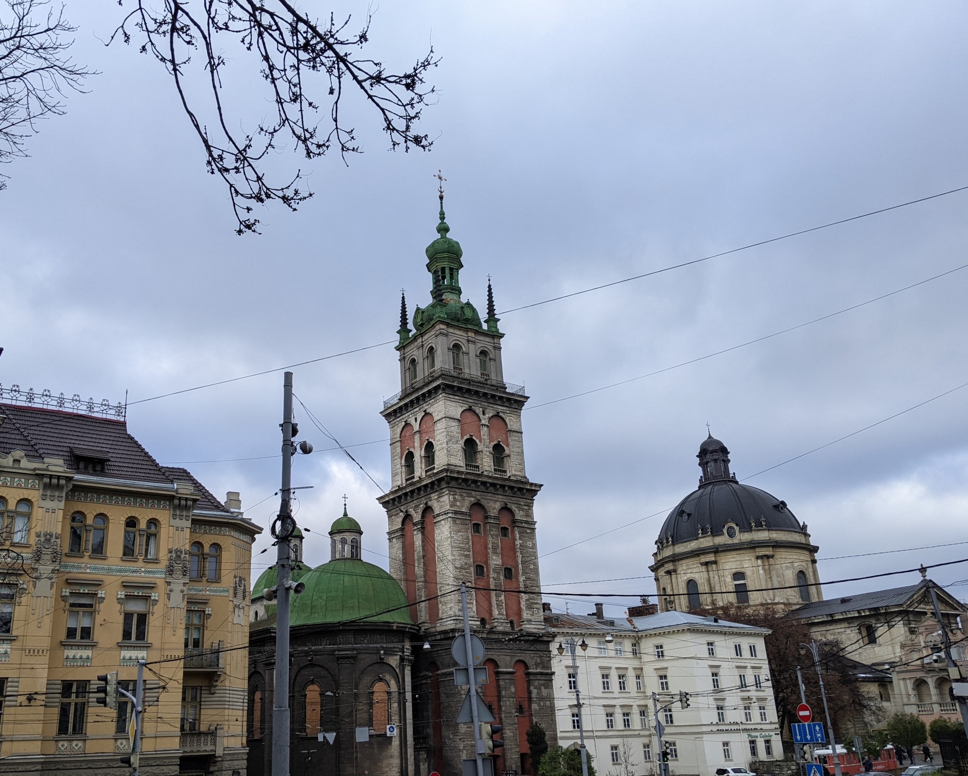 PXL 20251127 084503175