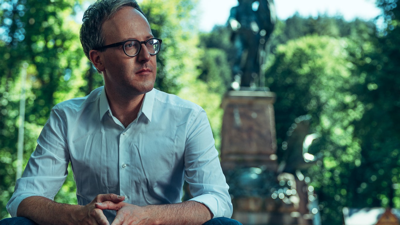 TIROL 6J7A7680-1366x768