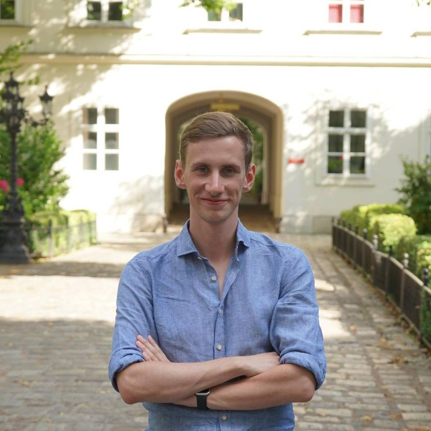 signal-2025-09-24-132449-848x847