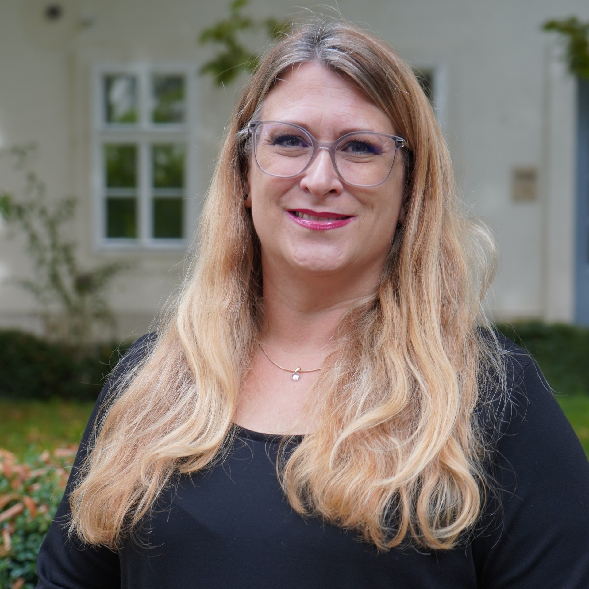 Erdelyi Petra-3376x3378