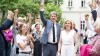 Beate Meinl-Reisinger, Helmut & Anna beim feiern des zwei Mandate zur EU-Wahl 2024