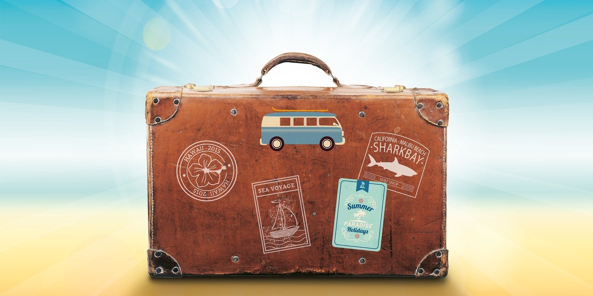 © Pixabay/stux
https://pixabay.com/de/photos/gep%c3%a4ck-reisen-sonnenlicht-urlaub-1149289/ luggage-g843dcbba6 1920-1920x960