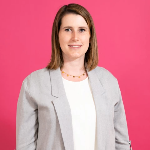 2021-06-14 Sarah-Adamer-2 W-480x480