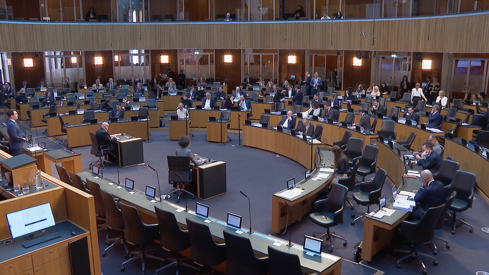 © parlament.gv.at (Screenshot) nr-sitzung-210126.png