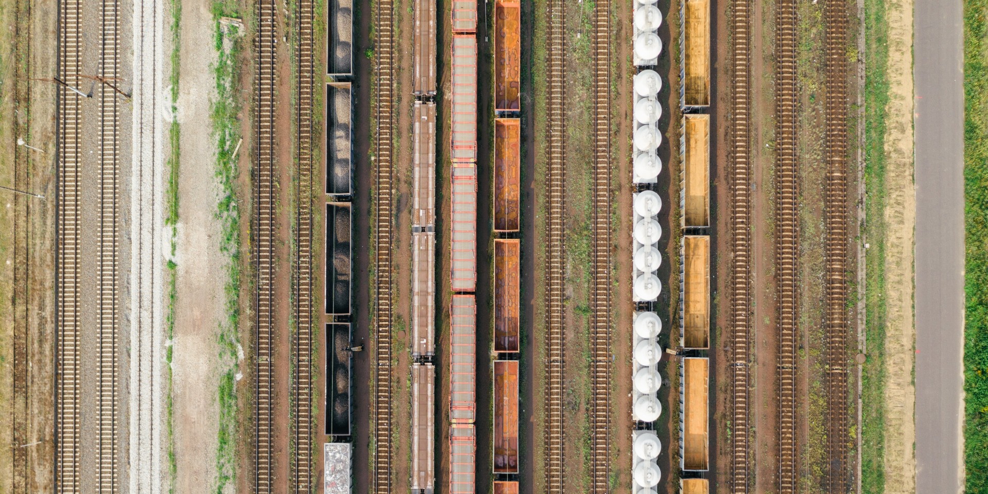marcin-jozwiak-ud kWC-3Bdg-unsplash-5464x2733