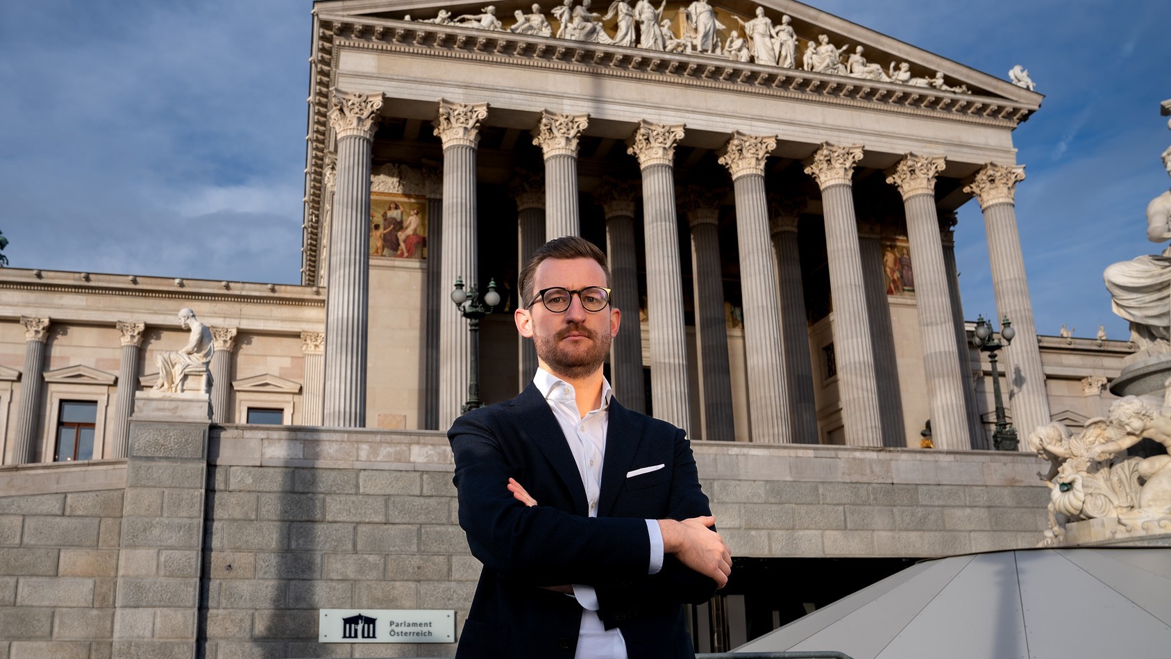 Johannes Gasser NEOS Sozialsprecher und Arbeit.jpeg