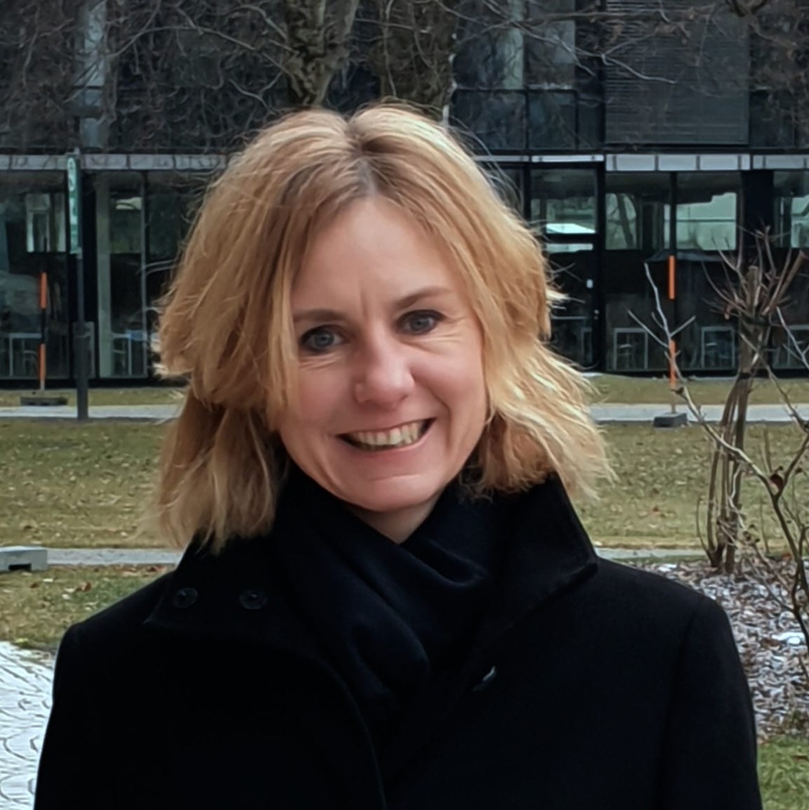 Michaela Scholze Kopie-1152x1153