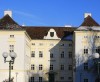 1620px-Schloss voeslau01-759x619
