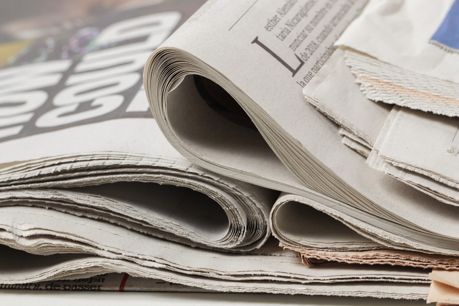 old-texture-newspapers-arrangement-high-angle