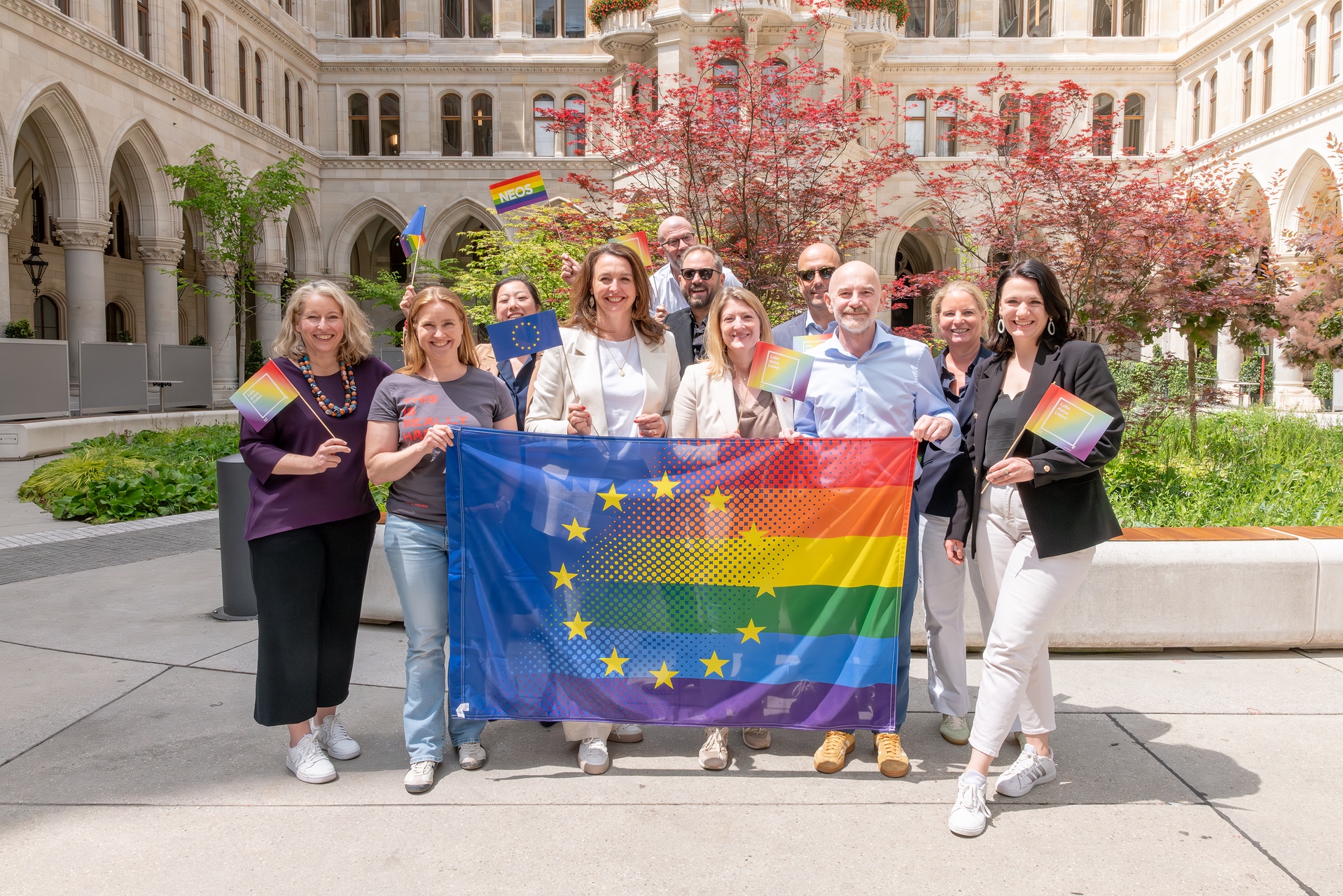 20250609 Wien Klubvollversammlung Abgeordnete Gruppenfoto20.jpg compressed