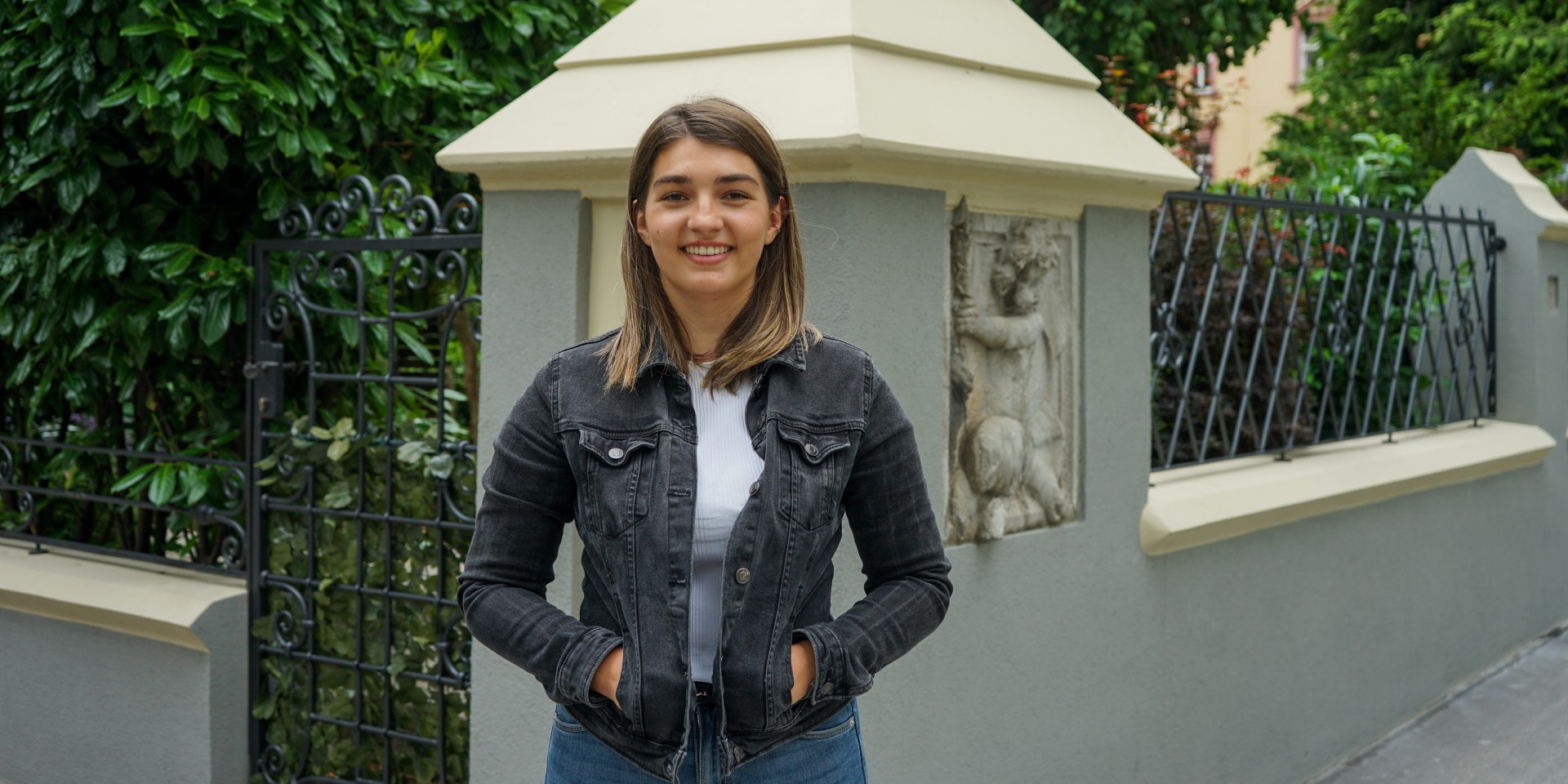 Laura Flür-6000x2999