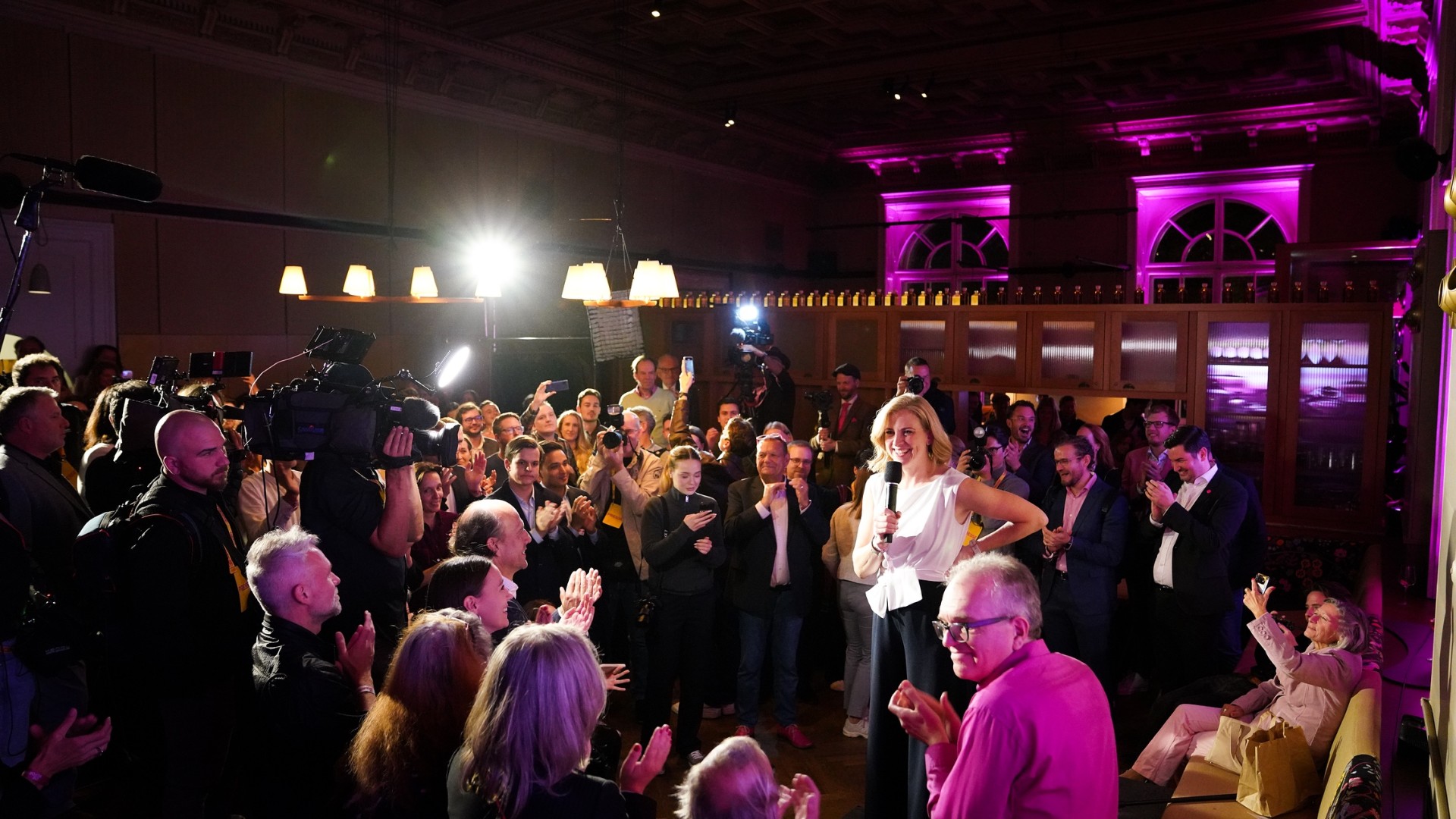 290924 Wahltag 23.jpg compressed