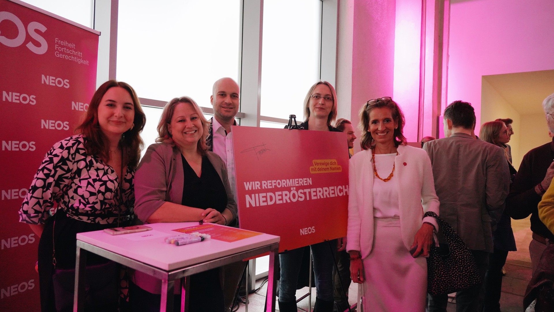 2025-11-15 NEOS Mitgliederversammlung 102.JPG compressed