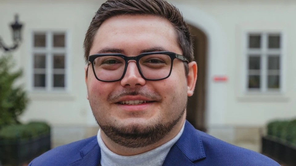 Weyrosta-1266x1265-960x959-960x540