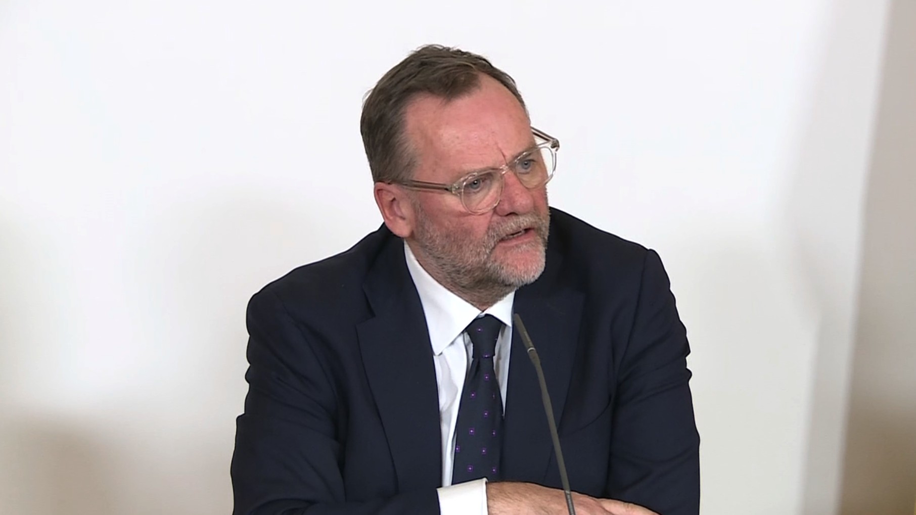 © ORF ON (Screenshot) Sepp Schellhorn präsentiert Entbürokratisierungspaket