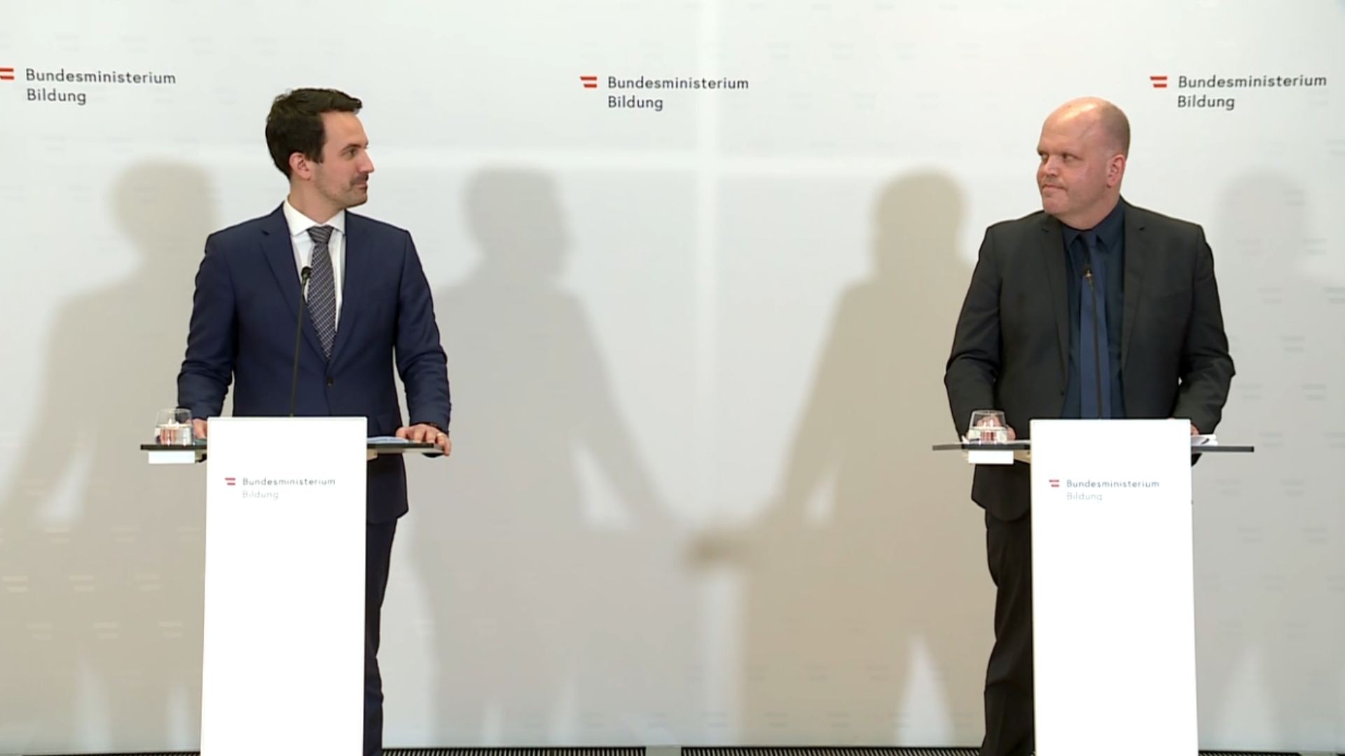 Neue Lehrpläne für kaufmännische Schulen.jpg