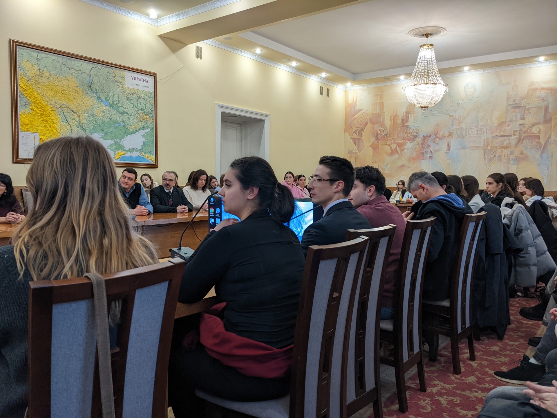 PXL 20251128 092824704