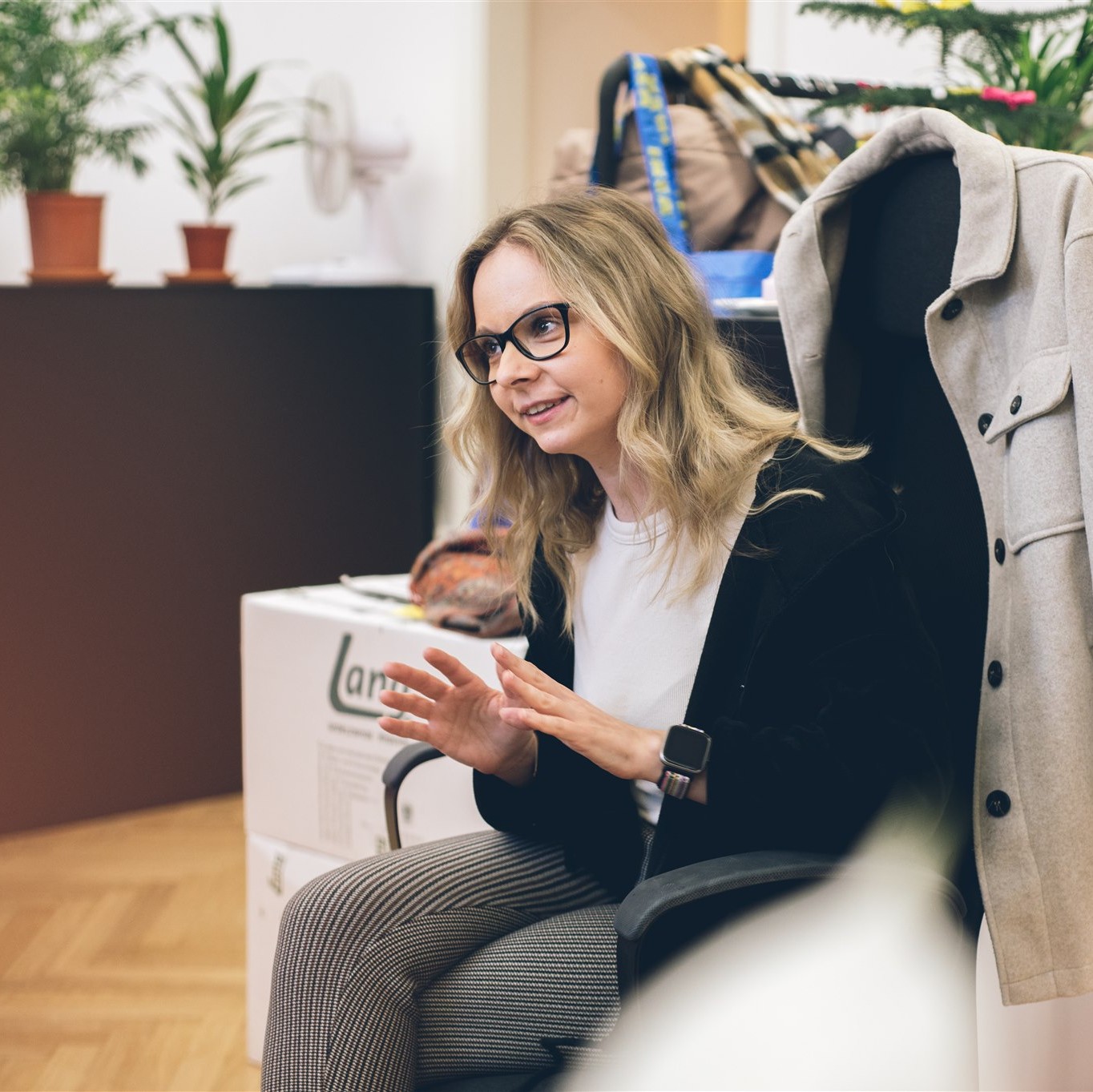 NEOS Lab Academy - Train the Facilitator (neos office 291123-204 Amelie Chapalain)-1364x1363