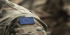 Militärs-Kleidung mit einer EU Flagge auf der Schulter