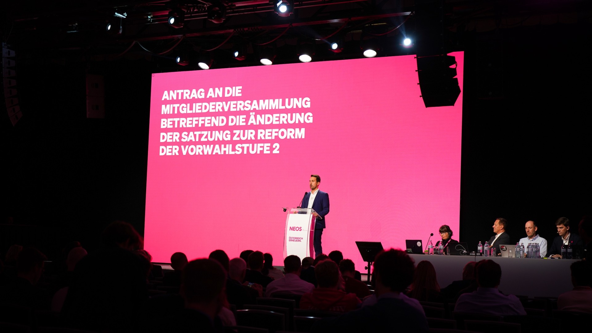 2025-11-15 NEOS Mitgliederversammlung 80.jpg compressed