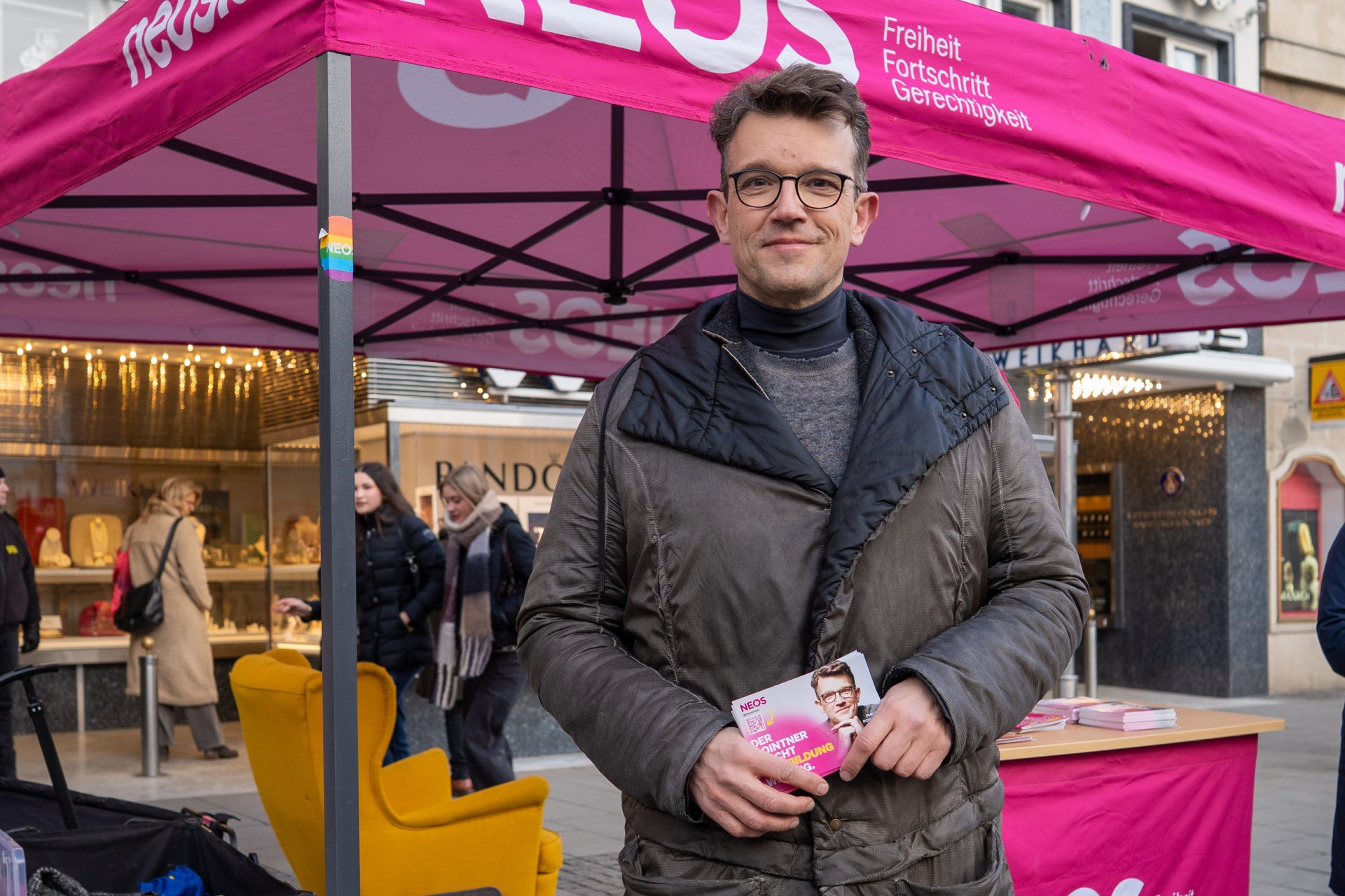 20260123 NEOS Stmk Stand Tag der Bildung Philipp Pointner 02