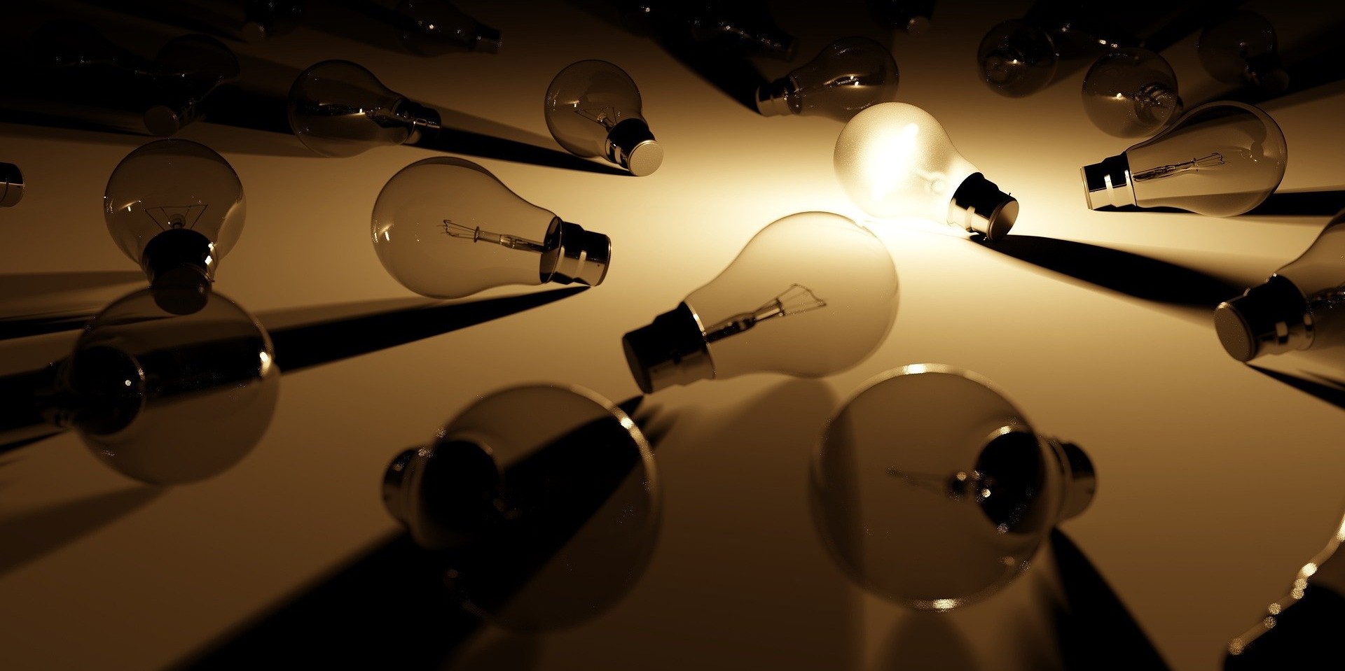 © pixabay/ColiN00B
https://pixabay.com/de/photos/licht-gl%c3%bchbirnen-hoffnung-gl%c3%bchen-2156209/ Energie sparen