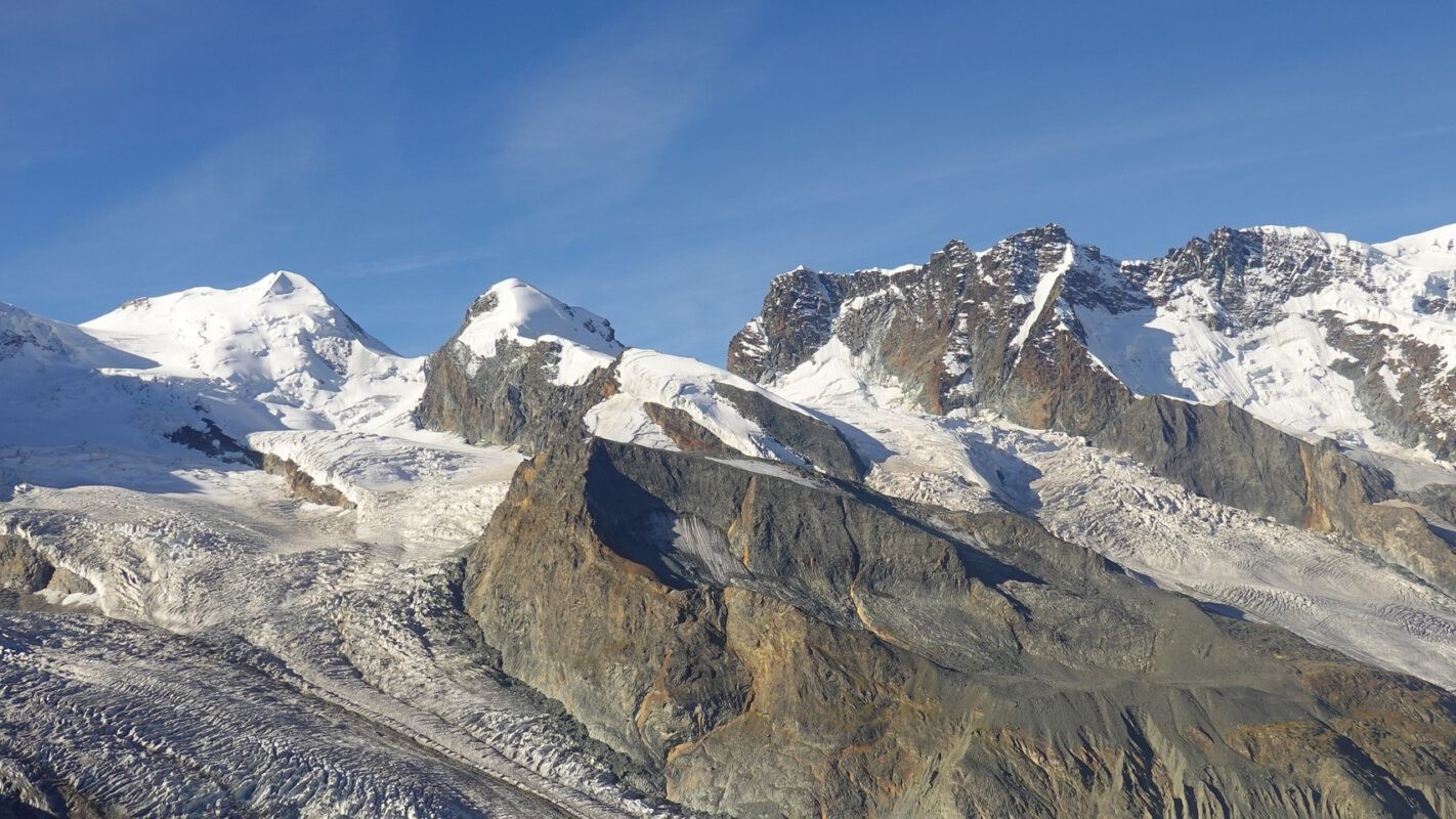 © Canva glacier-7411780_1920-1600x800.jpg