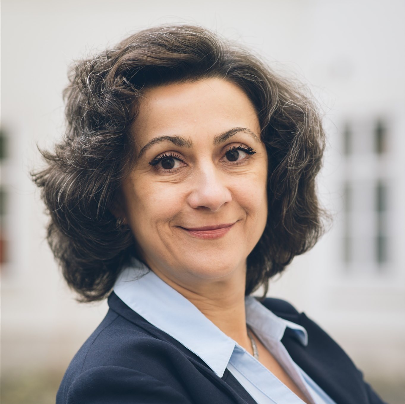 2024-01 - LAB MA Foto SILVIA NADJIVAN (neos portraits 271123-28 Amelie Chapalain)-1363x1362