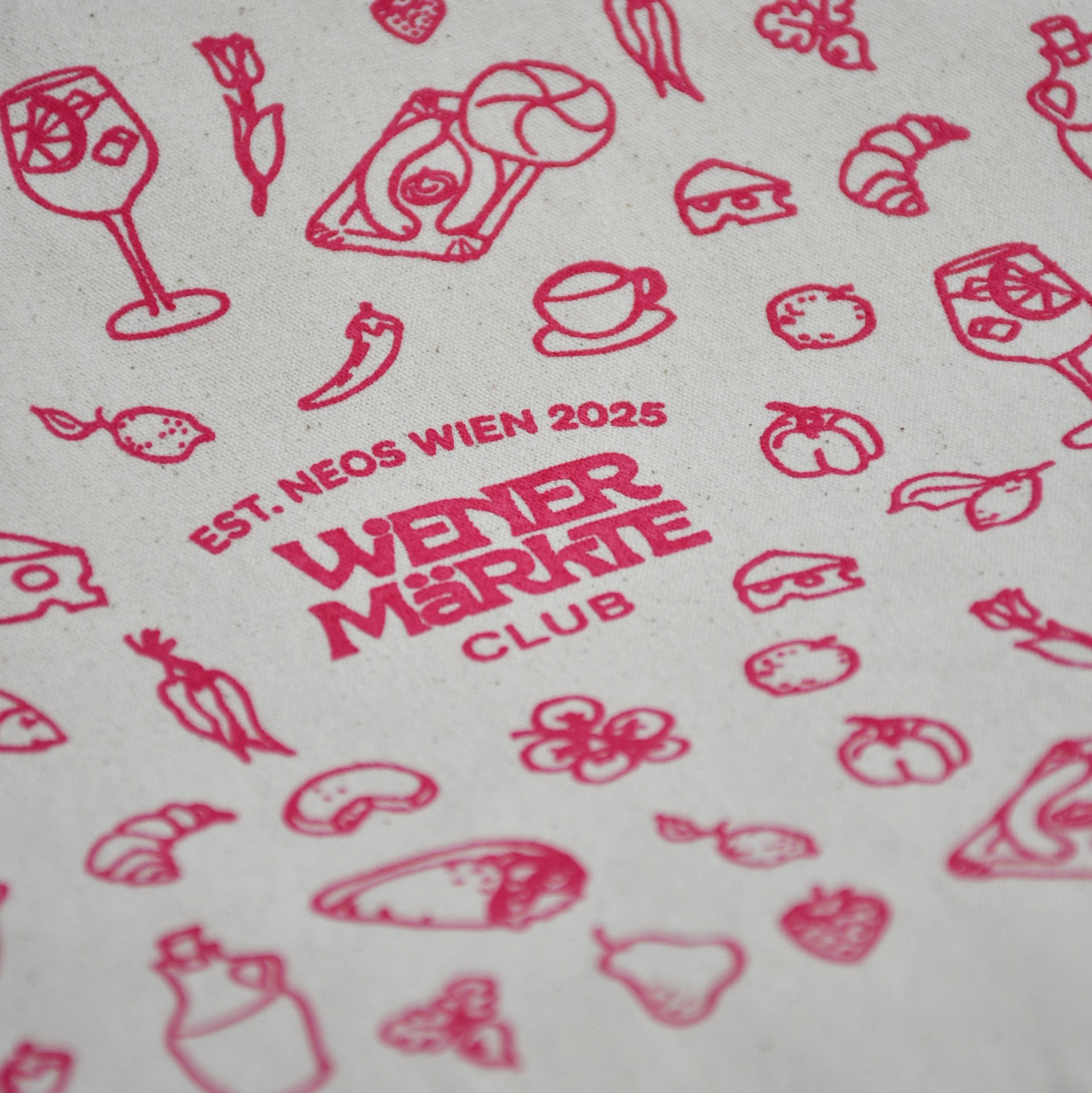 Nahaufnahme des Logos des Wiener Märkte Clubs.