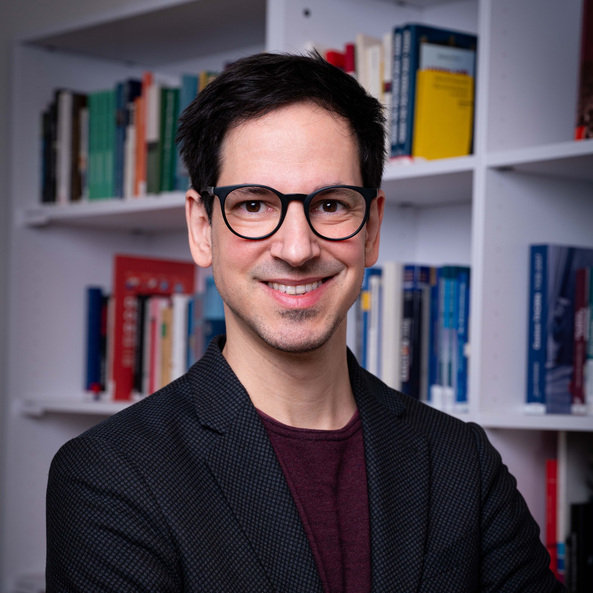 NEOS Lab - Mitarbeiterfoto Konrad Holleis (Stefan Sachim)-5304x5304