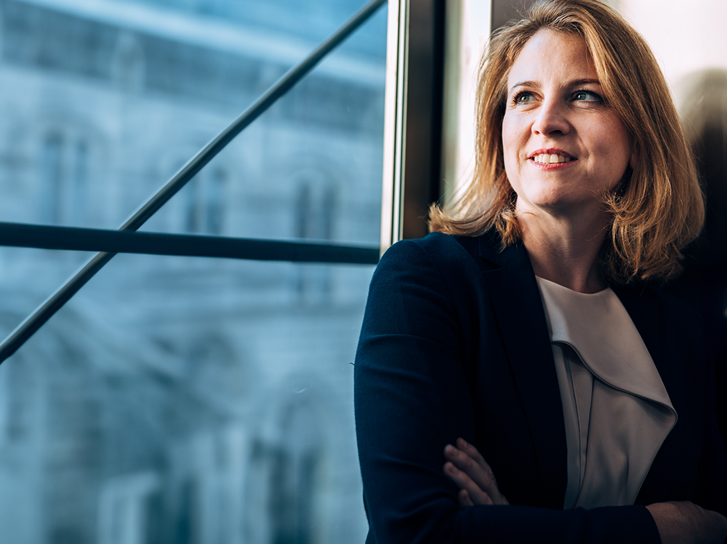 Beate Parlament-1048x785