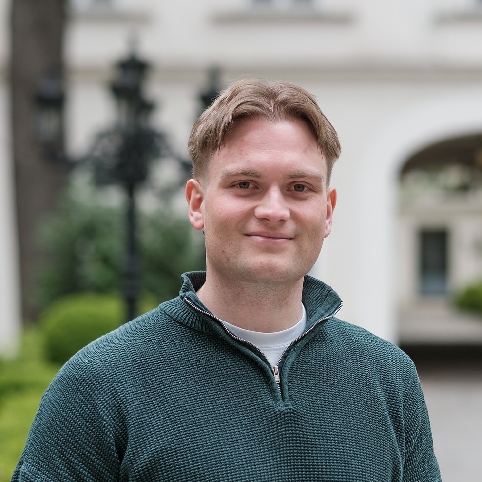 Tobias Karl Ripper-989x988