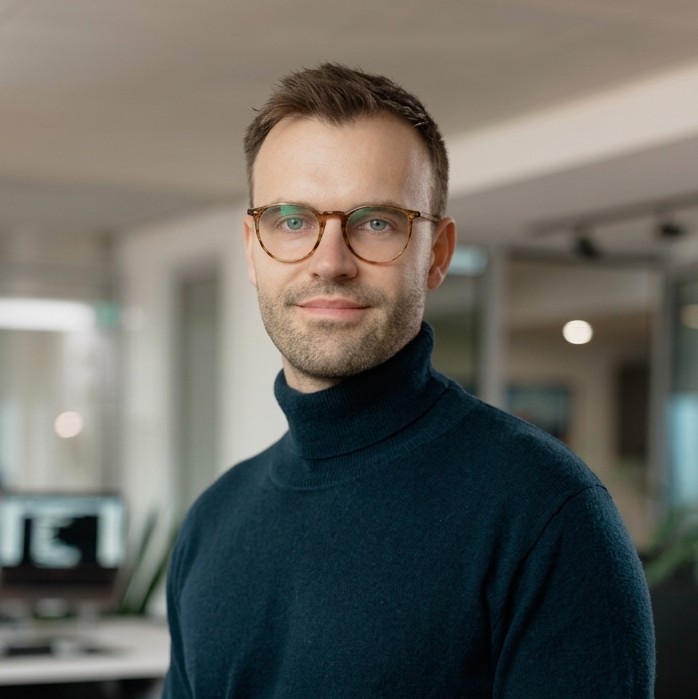 Alexander Planitzer (c)Guggi VIABIRDS Technologies-698x699