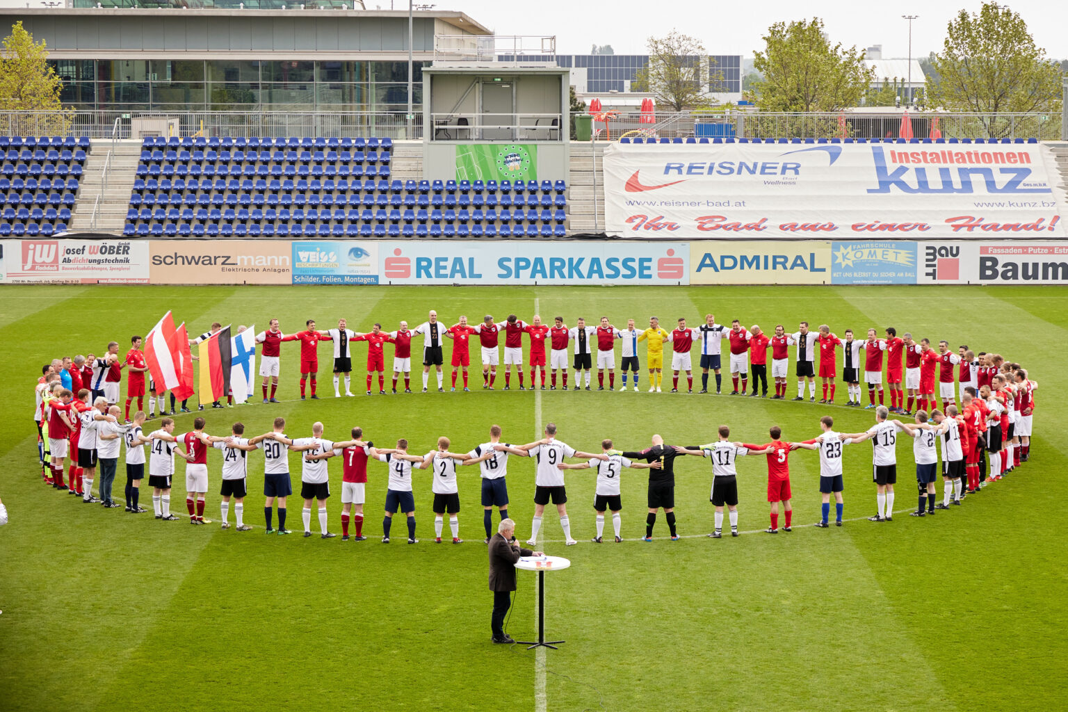 © Parlamentsdirektion 20230519-50_Int_Parlamentarier_Fussballturnier-TOPF_p230519-0320-1536x1024.jpg