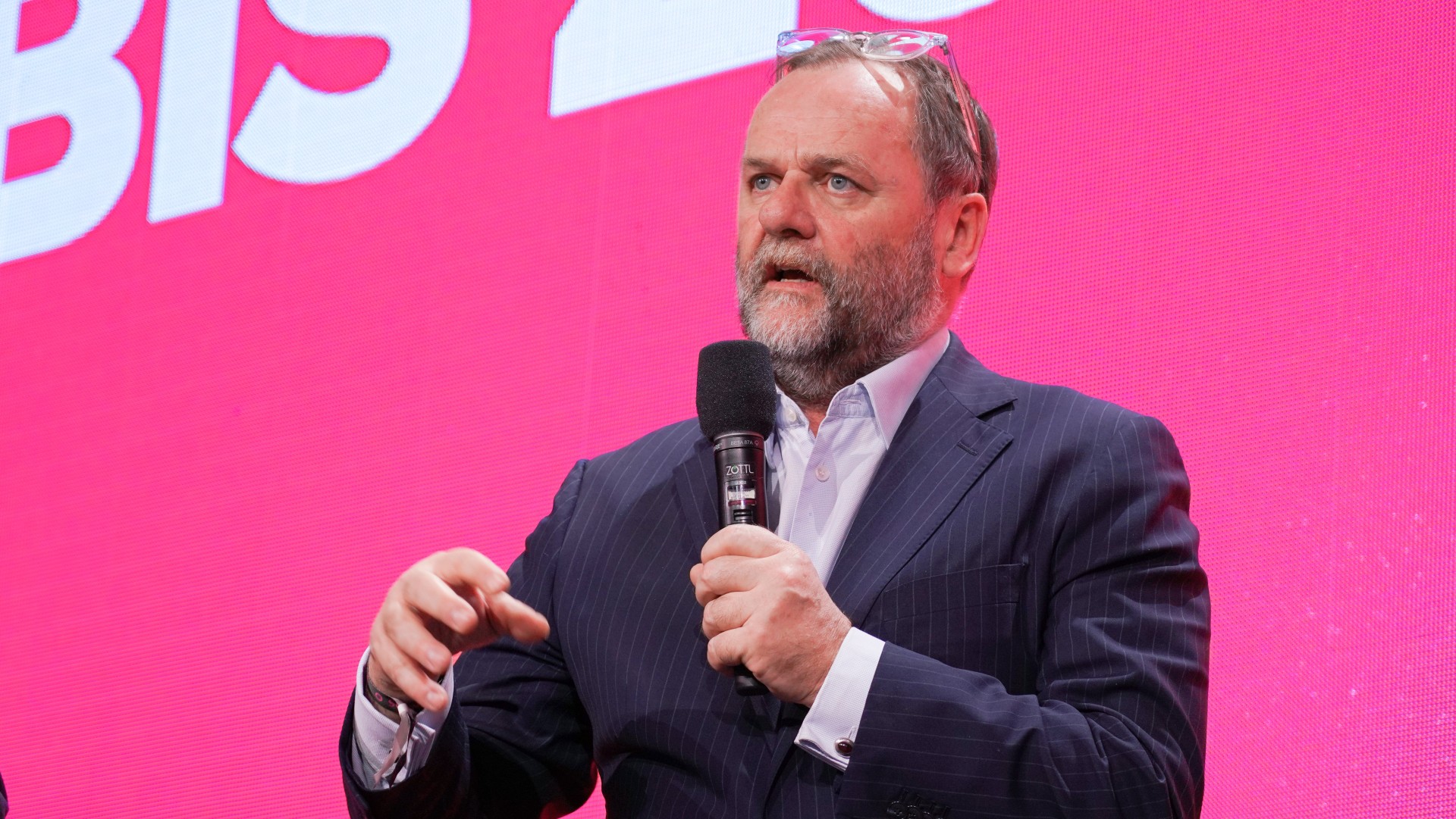 2025-11-15 NEOS Mitgliederversammlung 71-5651x3181