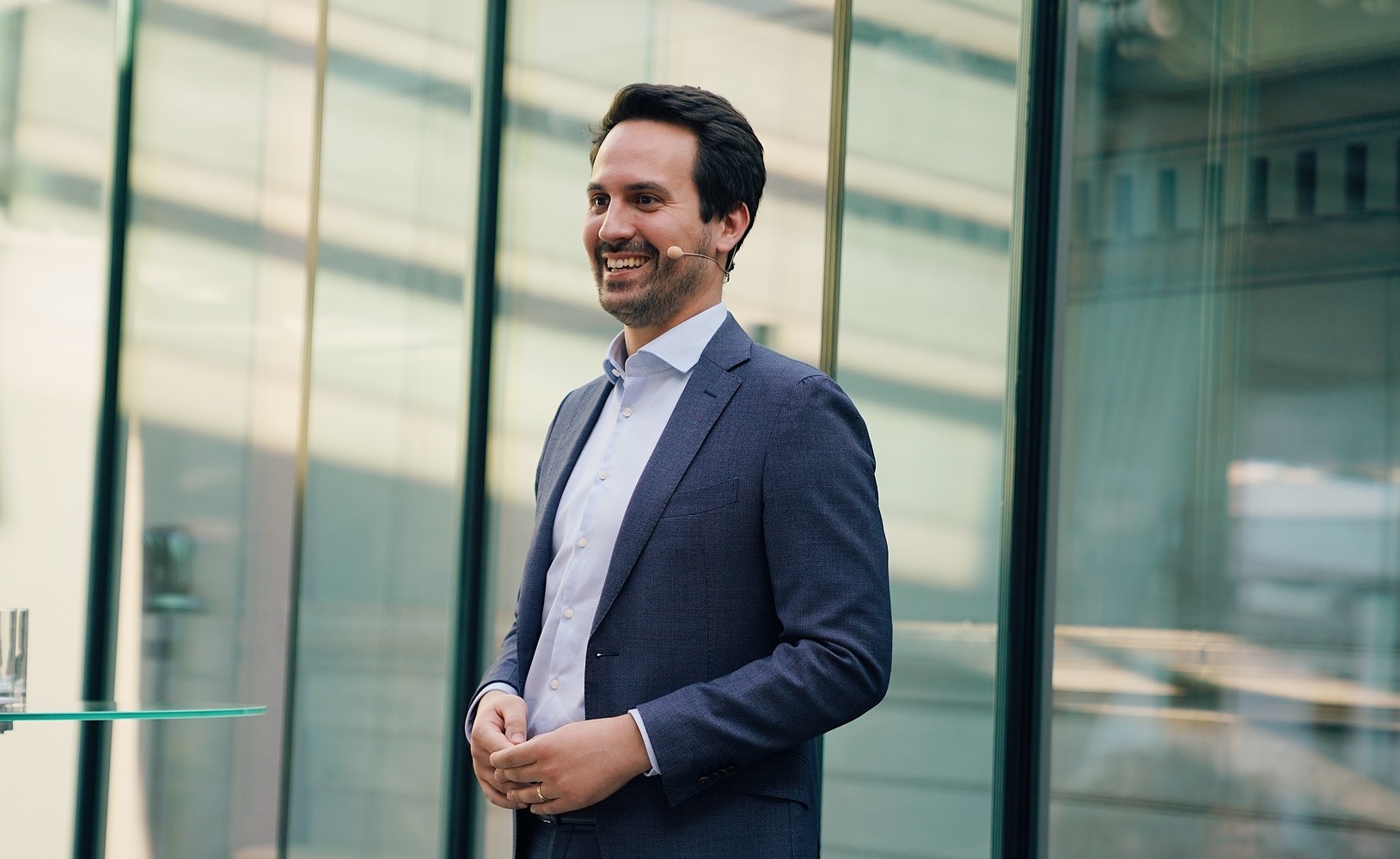 020725 Bildungsevent Christoph Wiederkehr MArtina Künsberg Sarre37.JPG compressed-1629x999