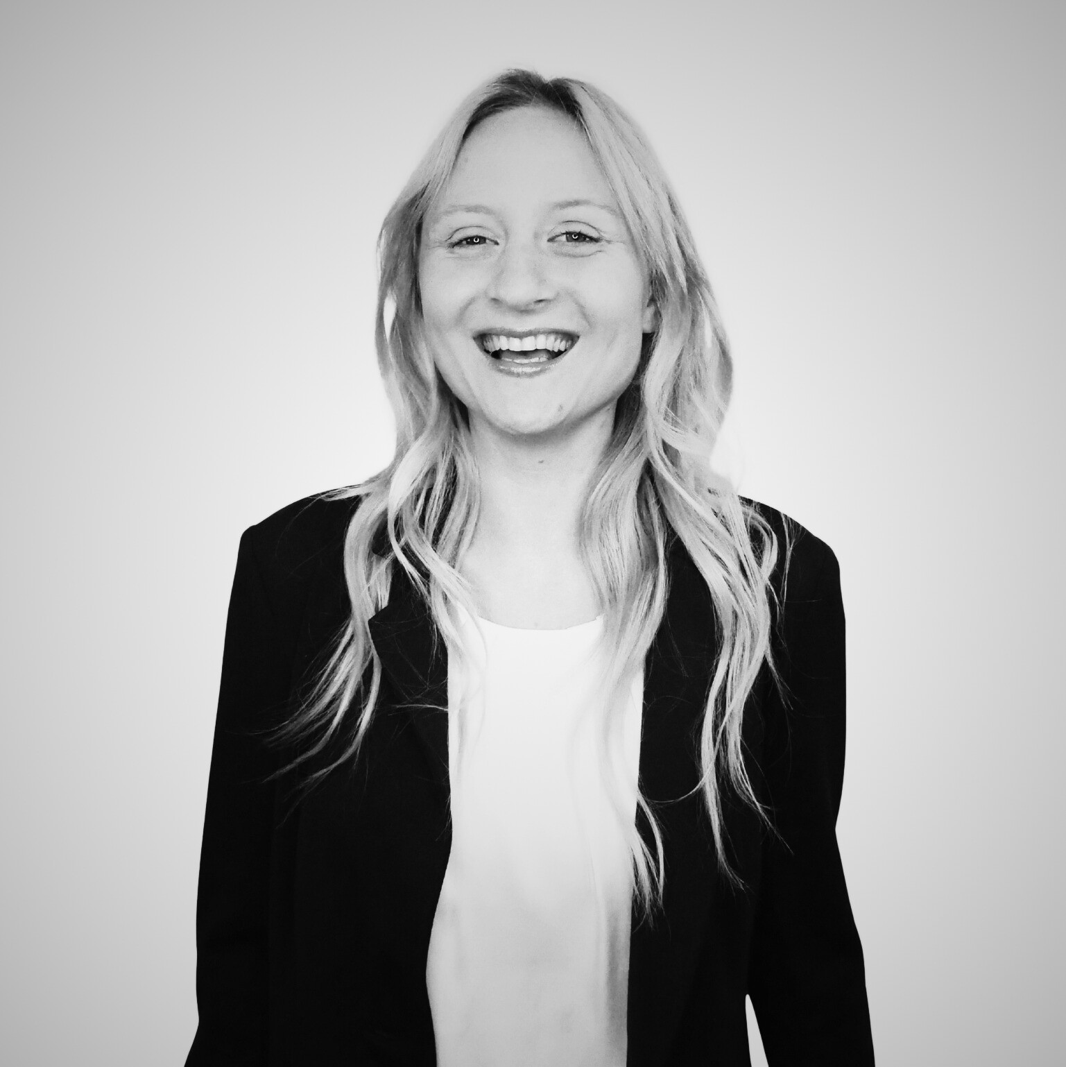 Michaela Kiraly (1)-1537x1538