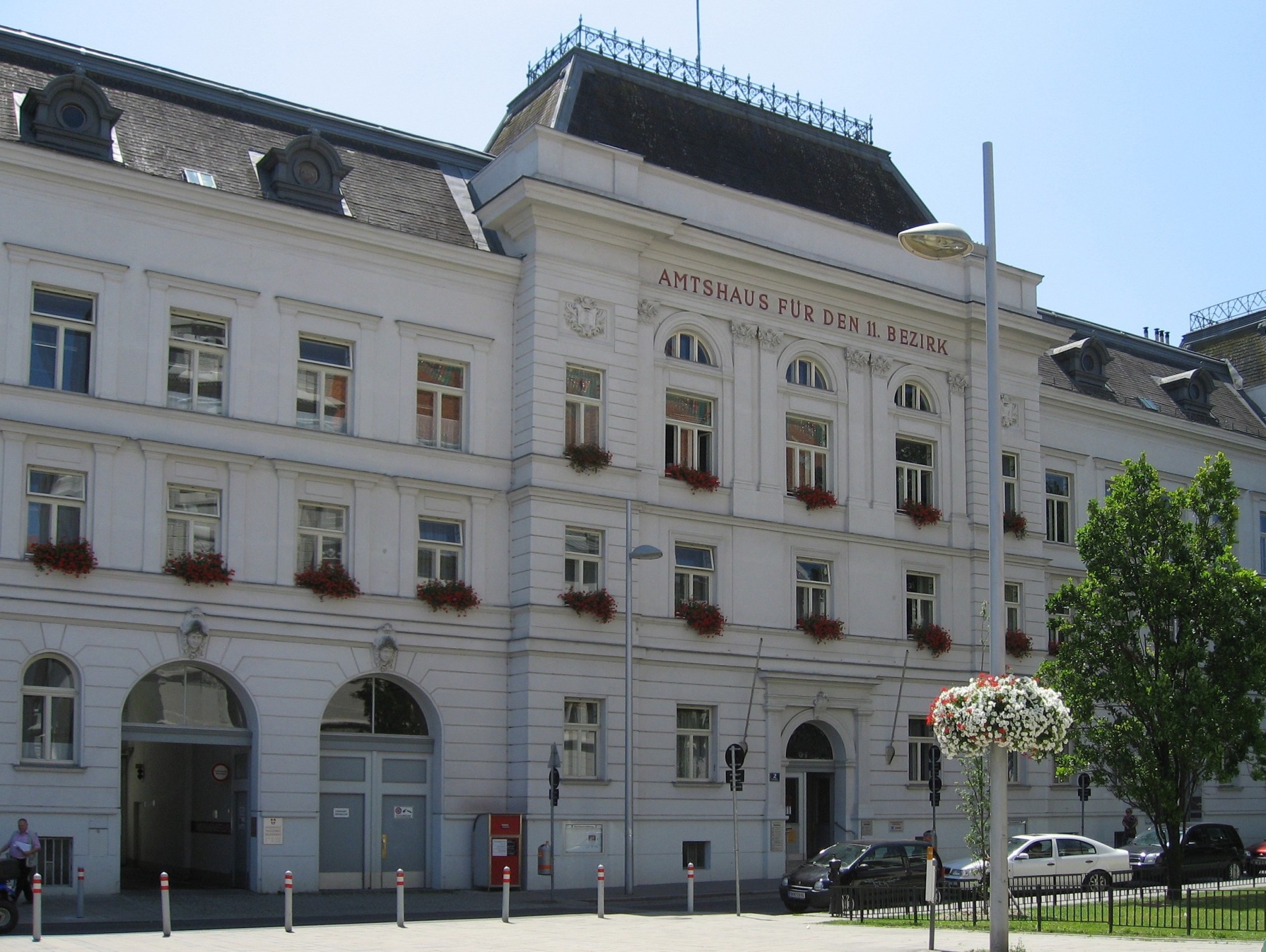 Amtshaus_und_Bezirksmuseum_Simmering.jpg