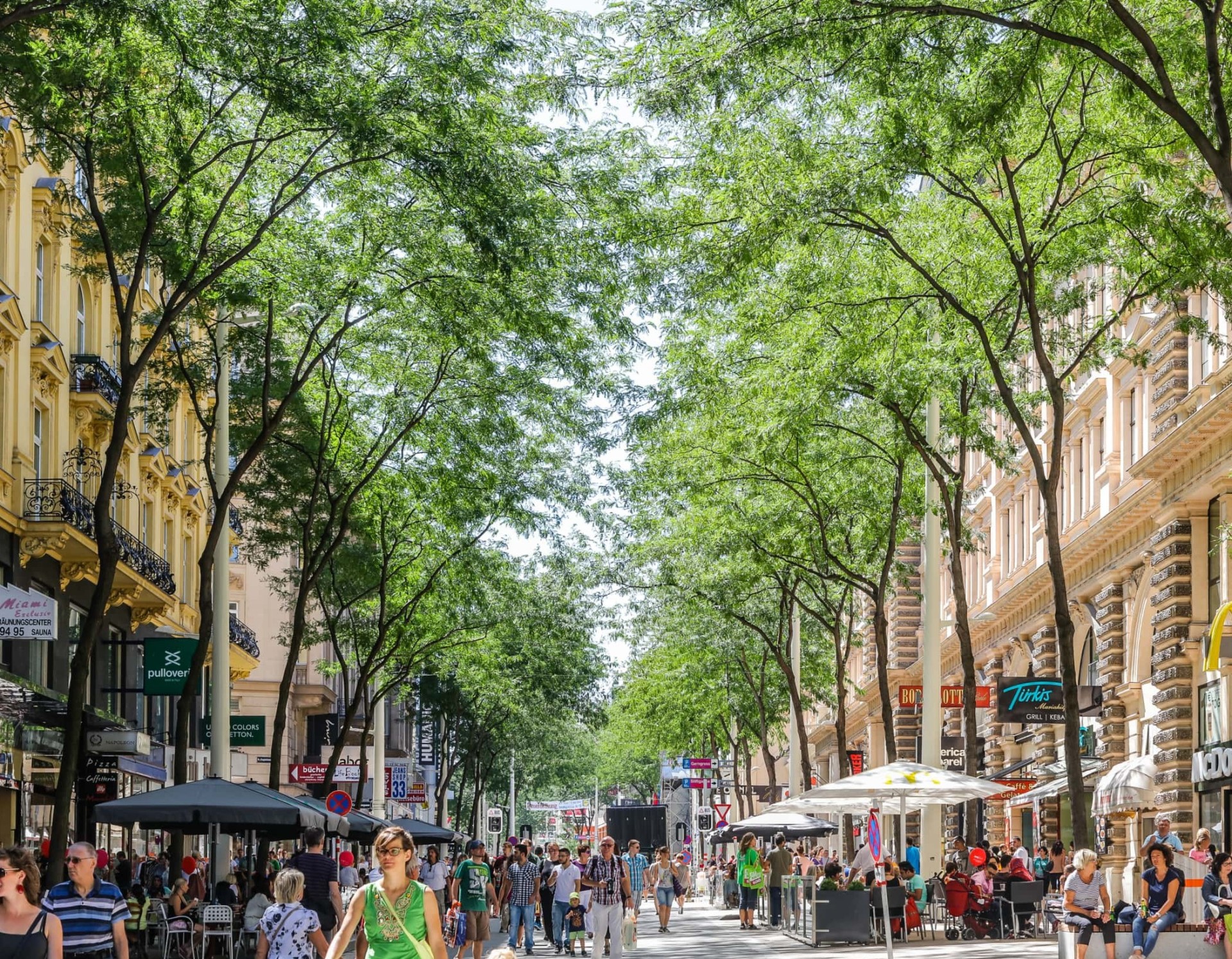 CF1 9563-scaled-2102x1637