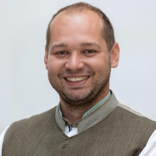 IMG DD58E87566C5-1-544x544