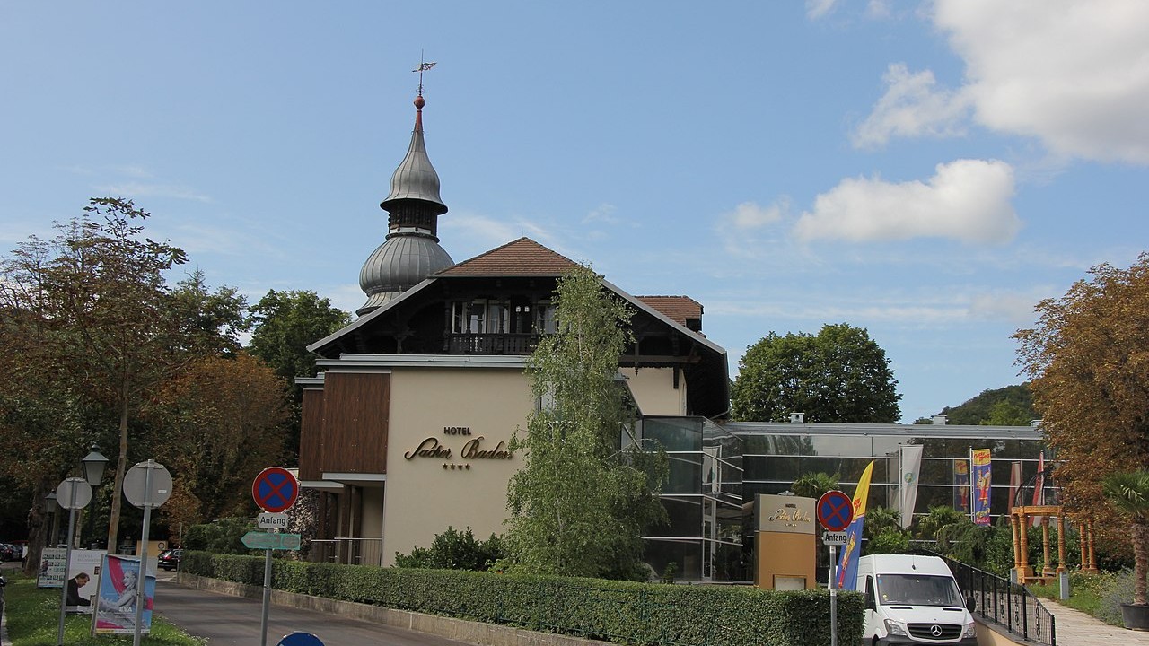 Sacher-Baden 5480-1280x720