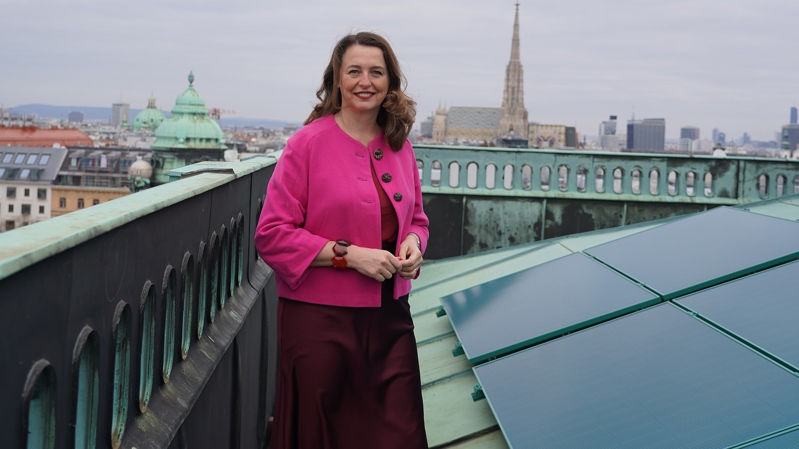 DSC01050.JPG compressed-1618x910