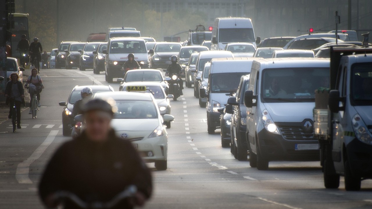 © pixabay driving-ban-3806936_1280.jpg