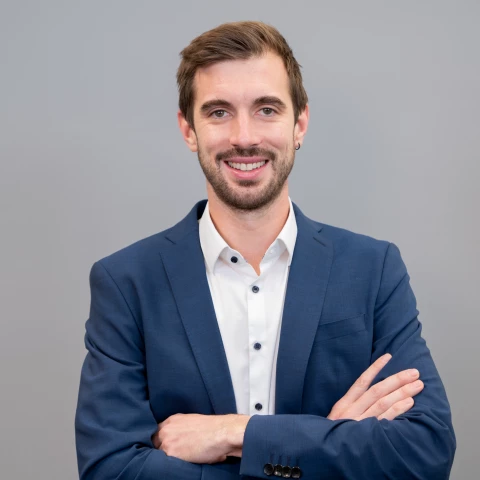 Fabian Gruber 01-480x480