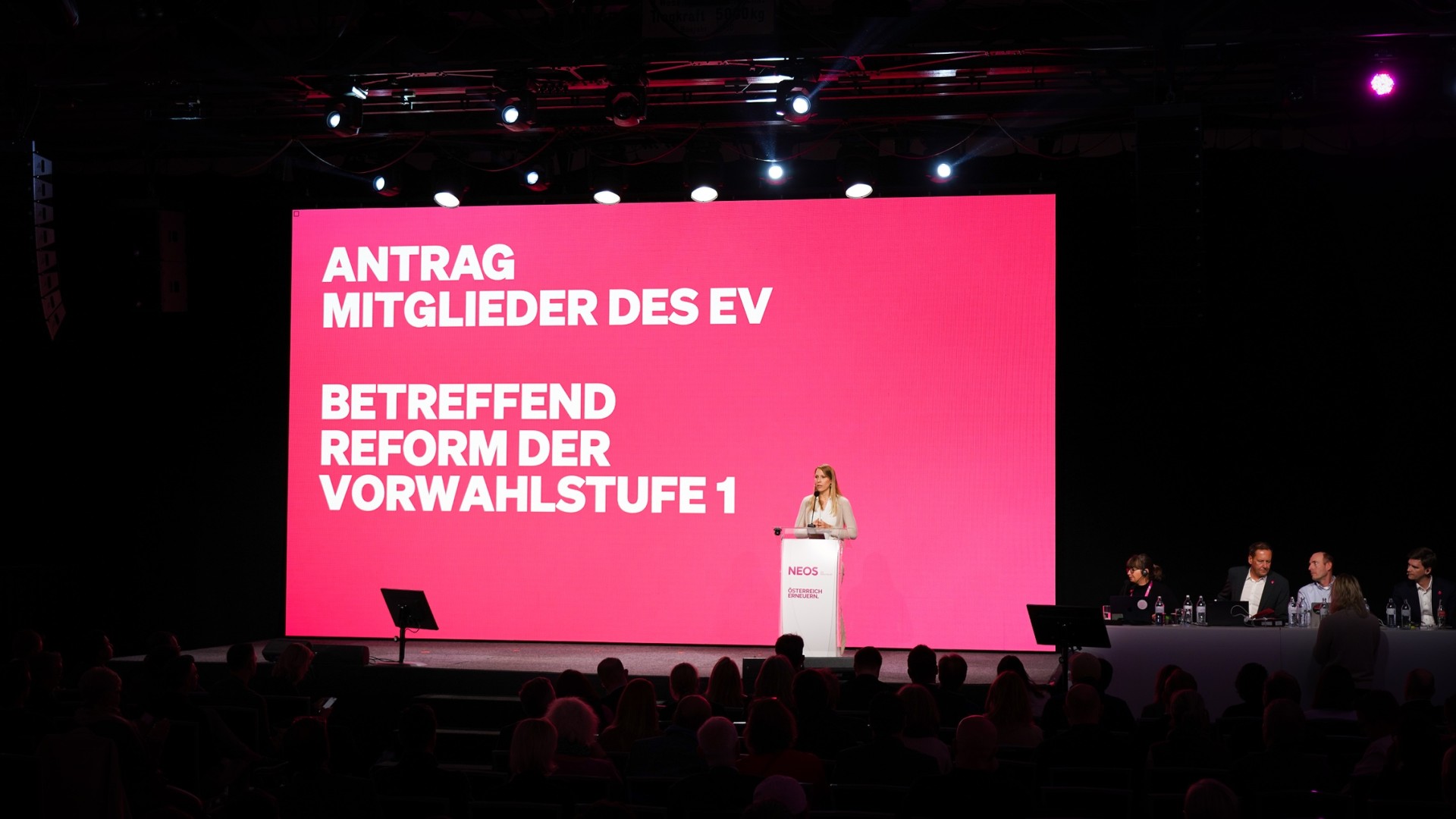 2025-11-15 NEOS Mitgliederversammlung 79.jpg compressed