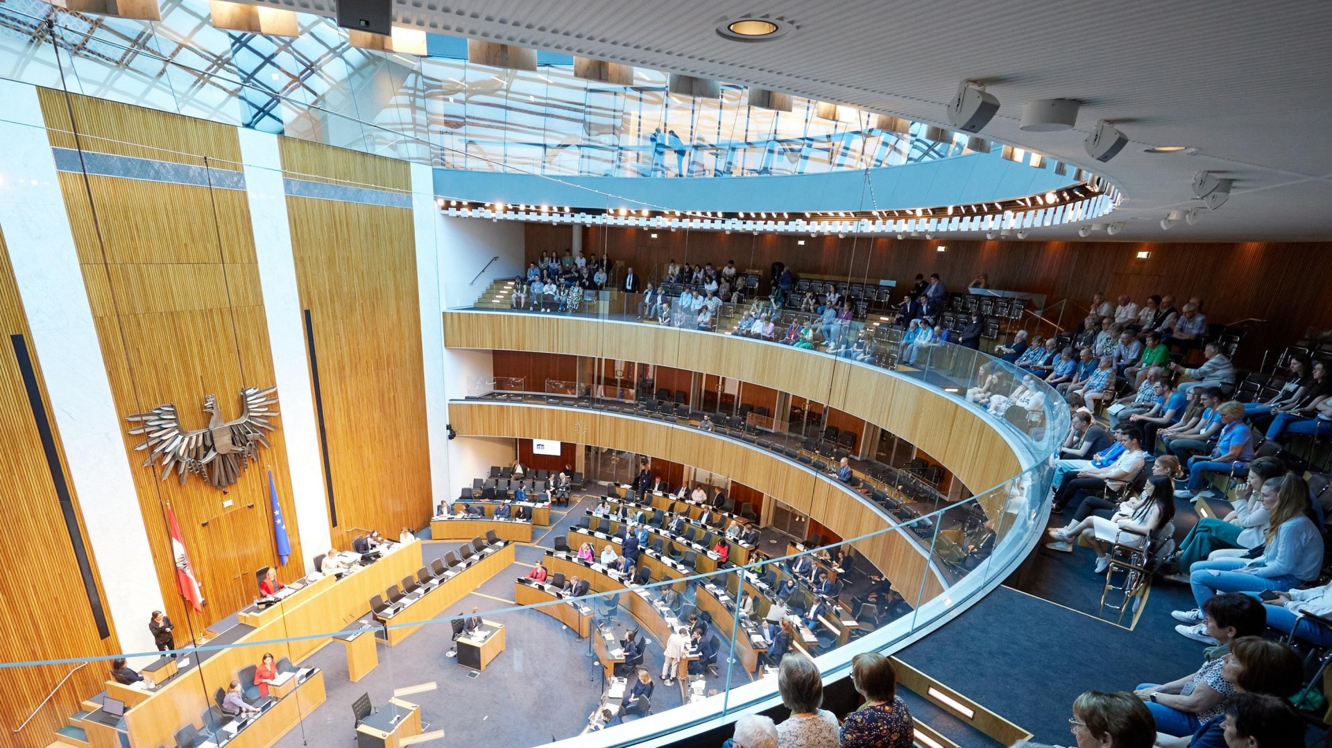 © Parlamentsdirektion/Thomas Topf Österreichisches Parlament Saal.jpg